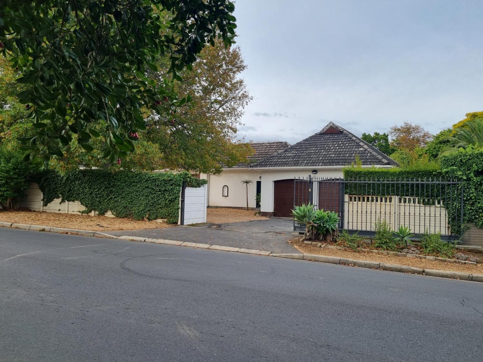 1 * Somerset West